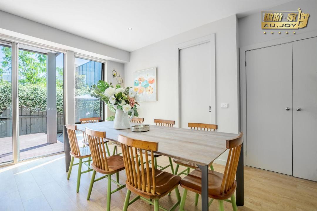 Photo of Livingroom in Burwood