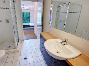 Photo of Bathroom in Kangaroo Point