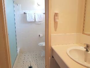 Photo of Bathroom in The Entrance