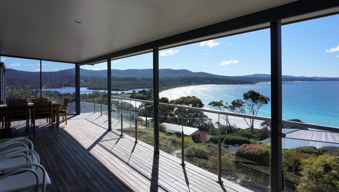 Photo of Patio Balcony in Binalong Bay