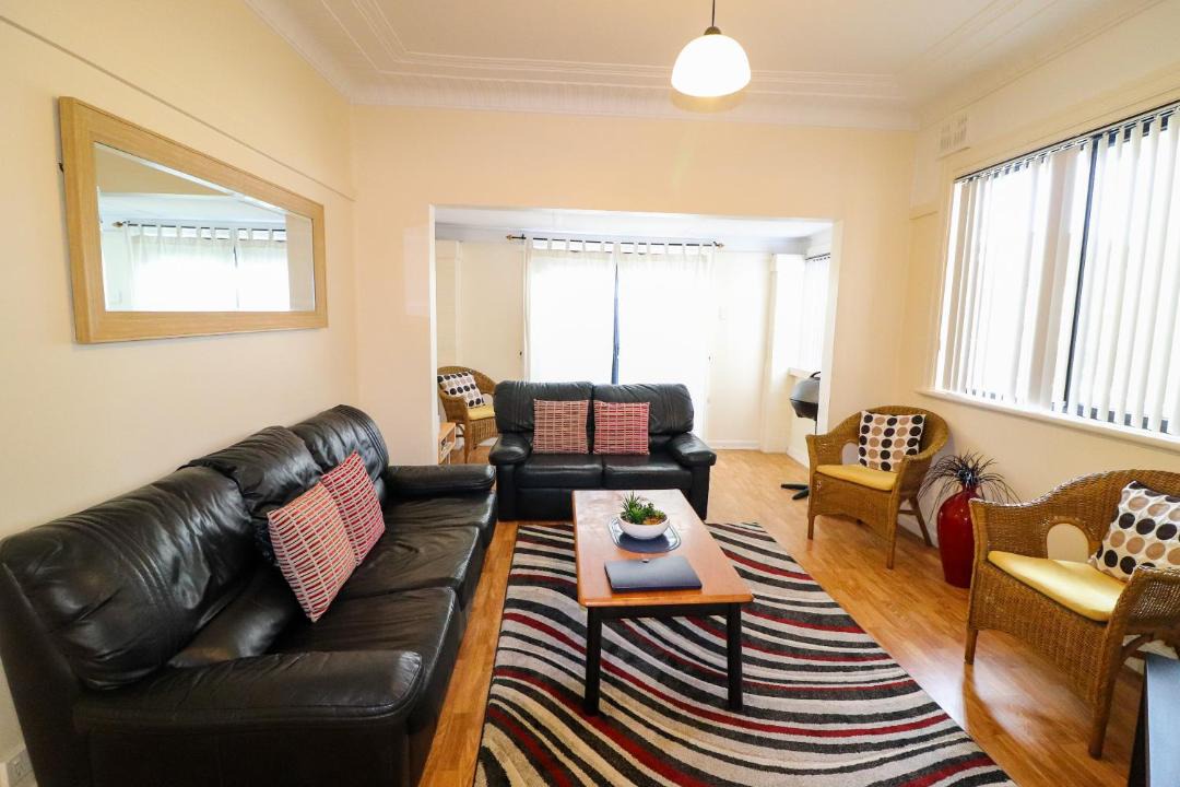 Photo of Livingroom in Belmont