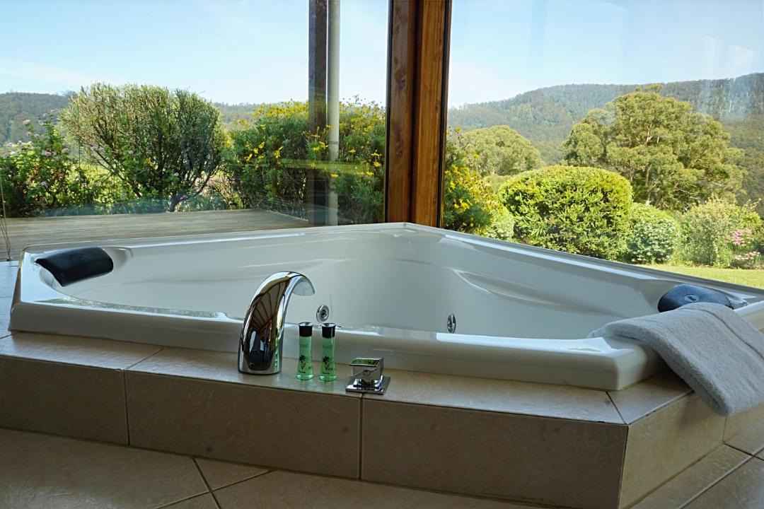 Photo of Bathroom in Glendevie