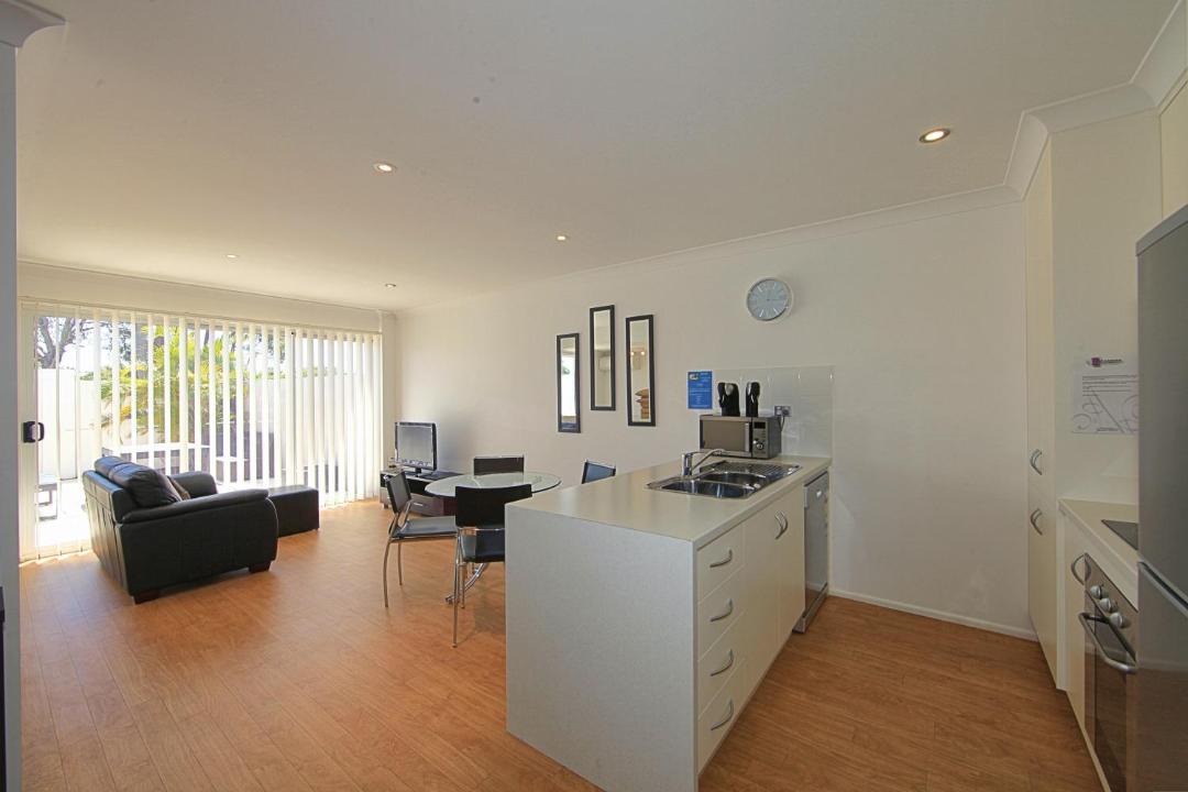 Photo of Others in Svensson Heights