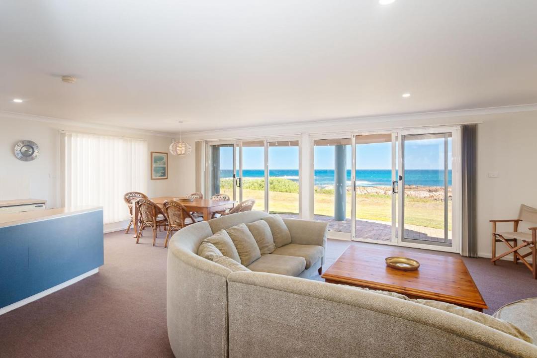 Photo of Livingroom in Anna Bay