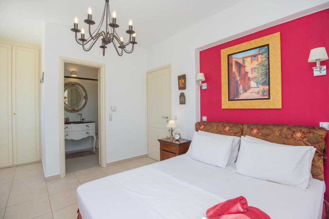 Photo of Bedroom in Glinado
