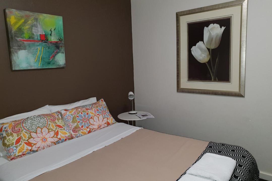 Photo of Bedroom in Inglewood