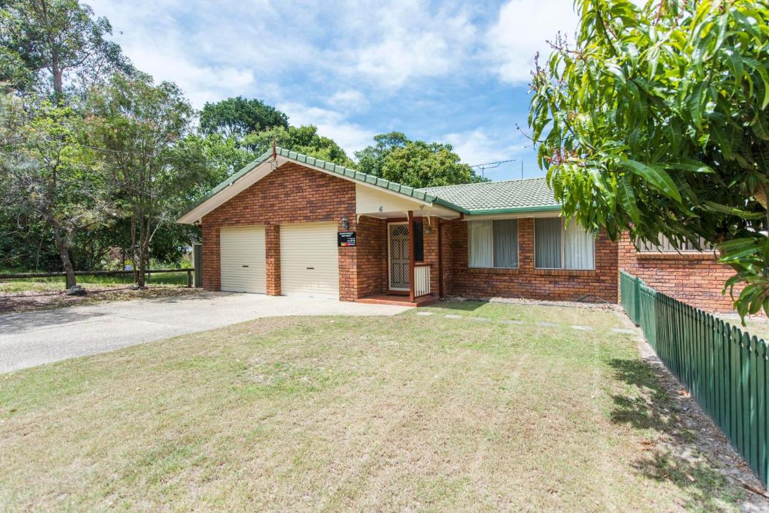 Photo of Buildings in Iluka