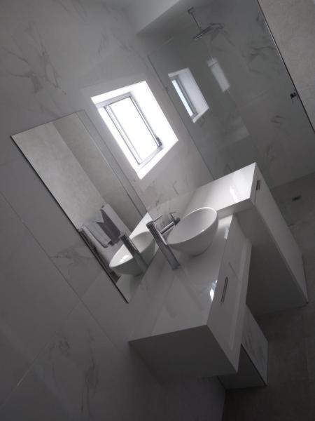 Photo of Bathroom in Leeton