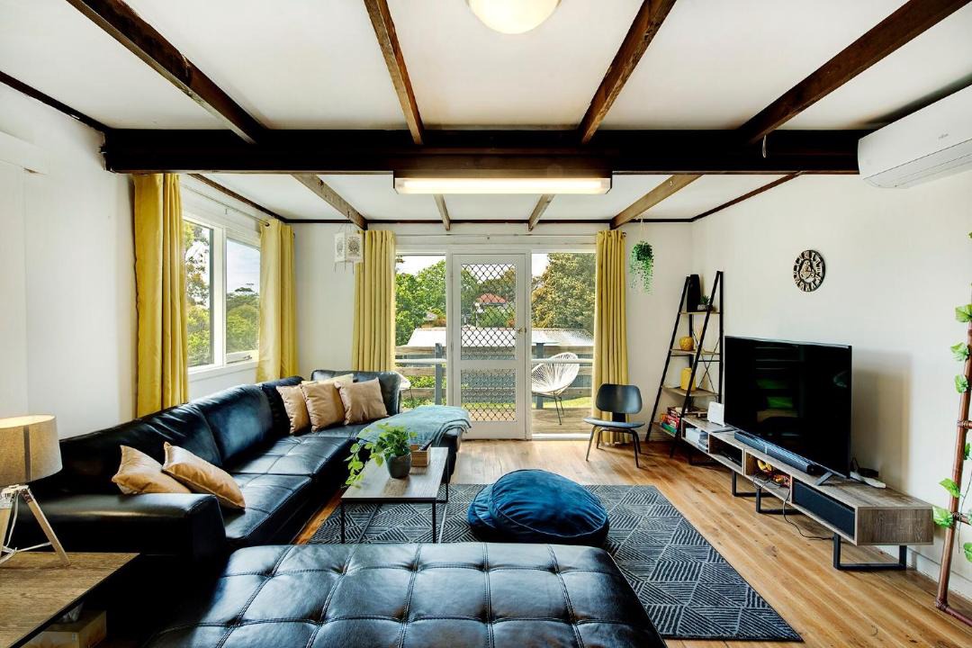 Photo of Livingroom in Rosebud