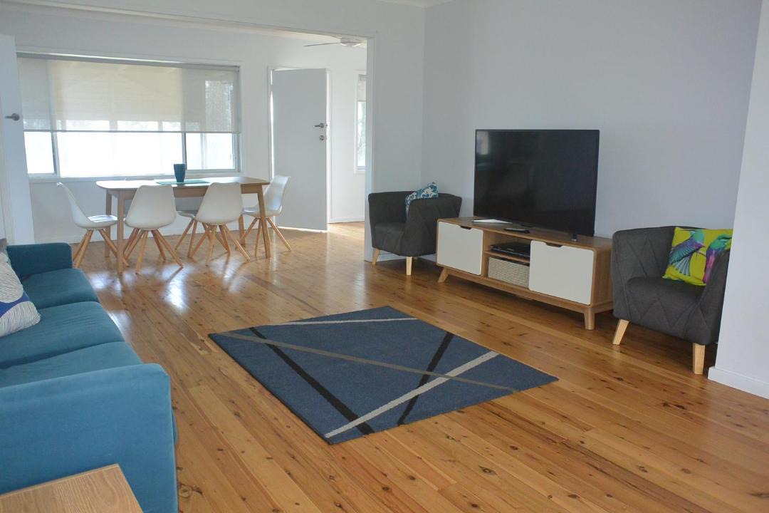 Photo of Livingroom in Erowal Bay