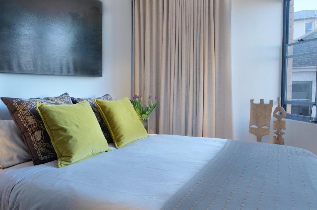 Photo of Bedroom in Elizabeth Bay