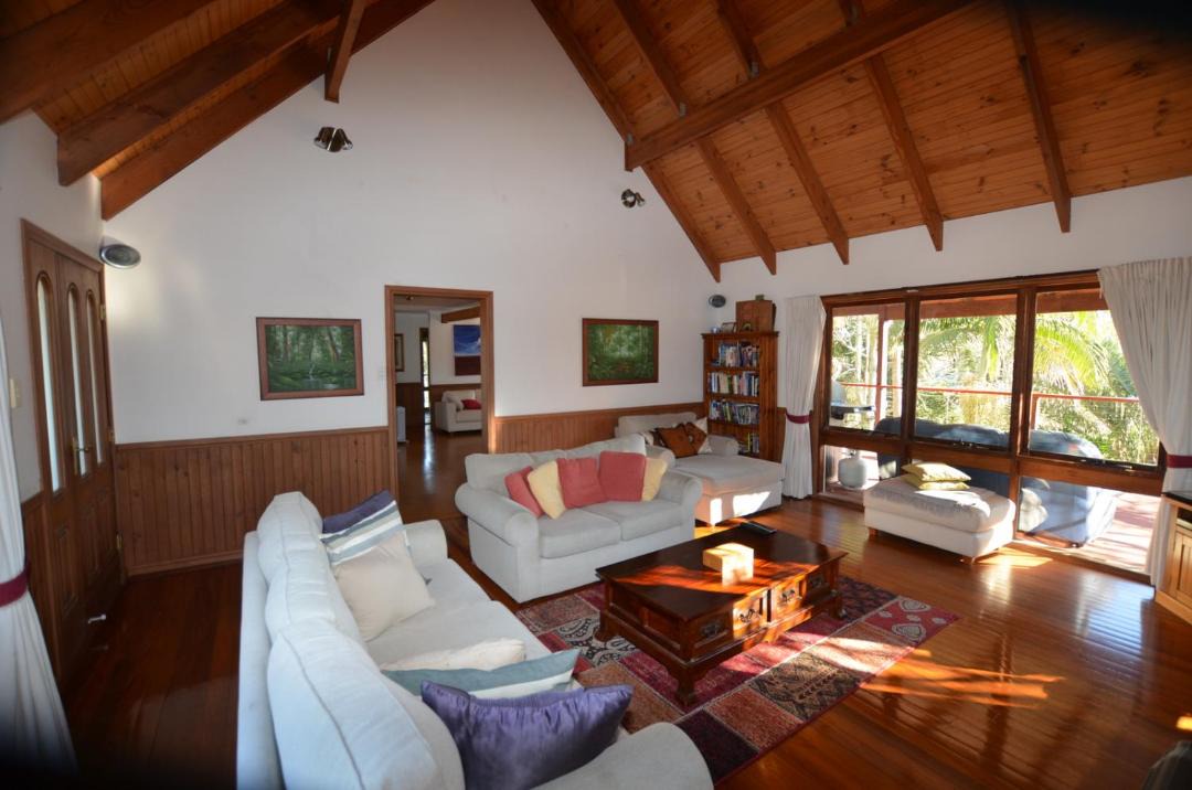 Photo of Livingroom in Reesville