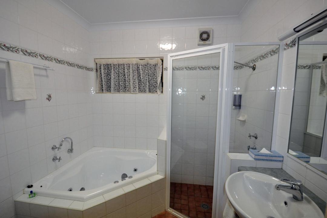 Photo of Bathroom in Dubbo