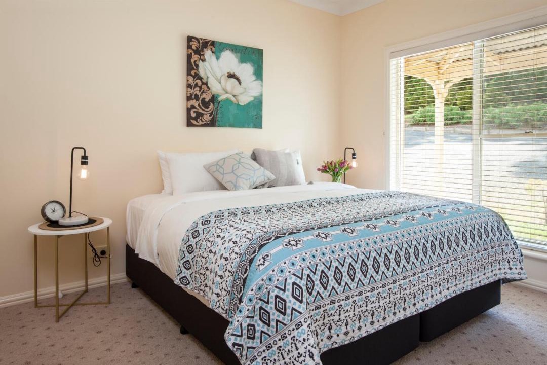 Photo of Bedroom in Emerald