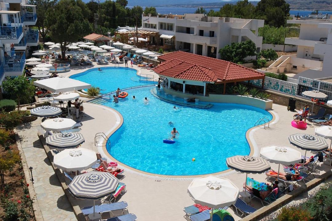 Photo of Others in Pefkos