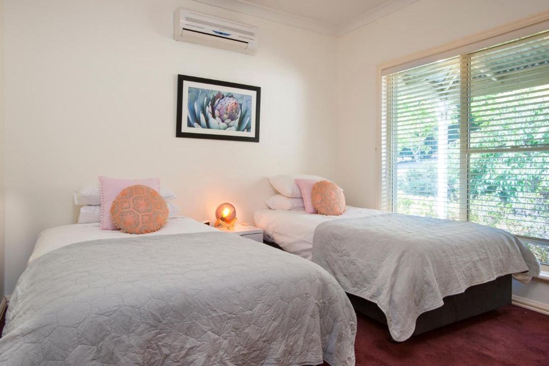 Photo of Bedroom in Emerald