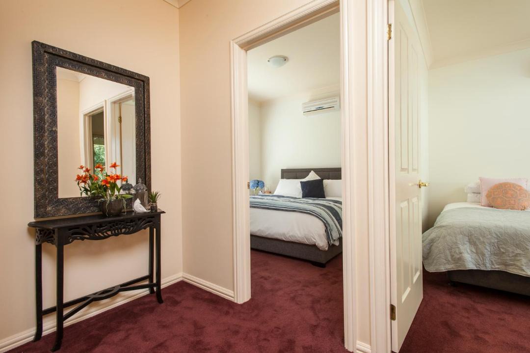 Photo of Bedroom in Emerald