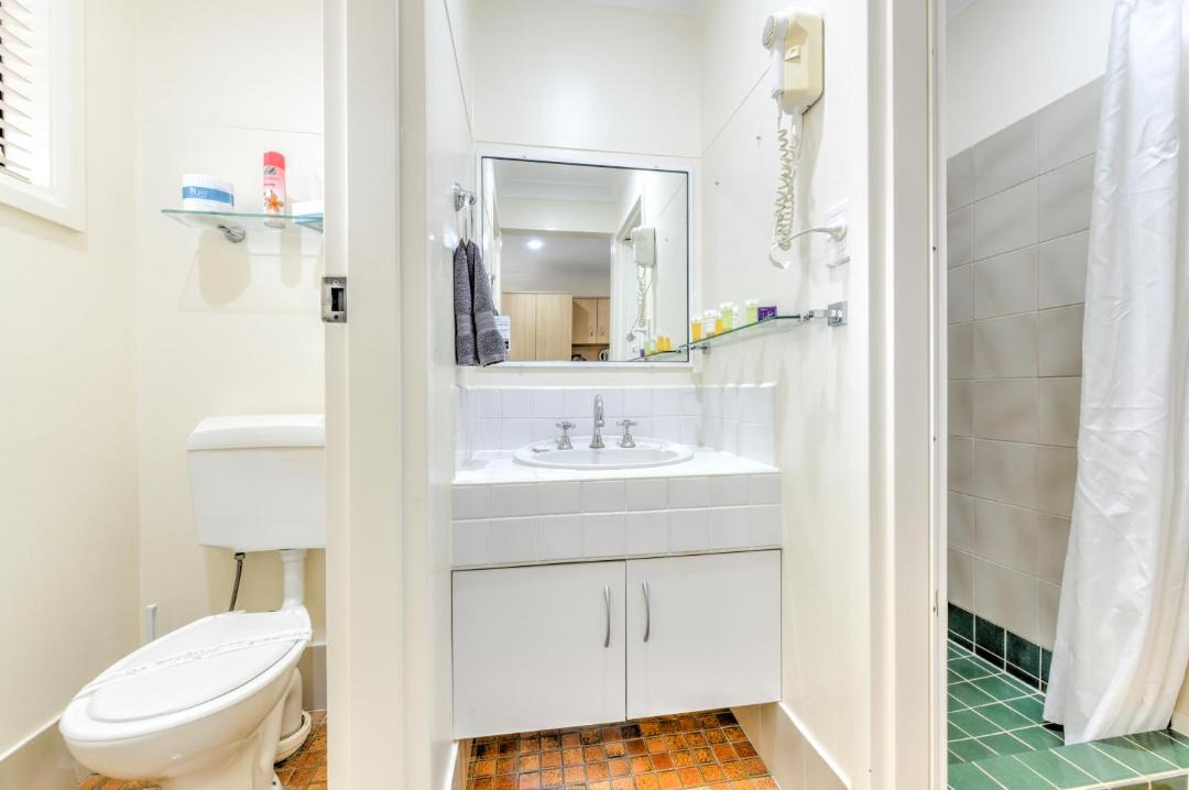 Photo of Bathroom in West Tamworth