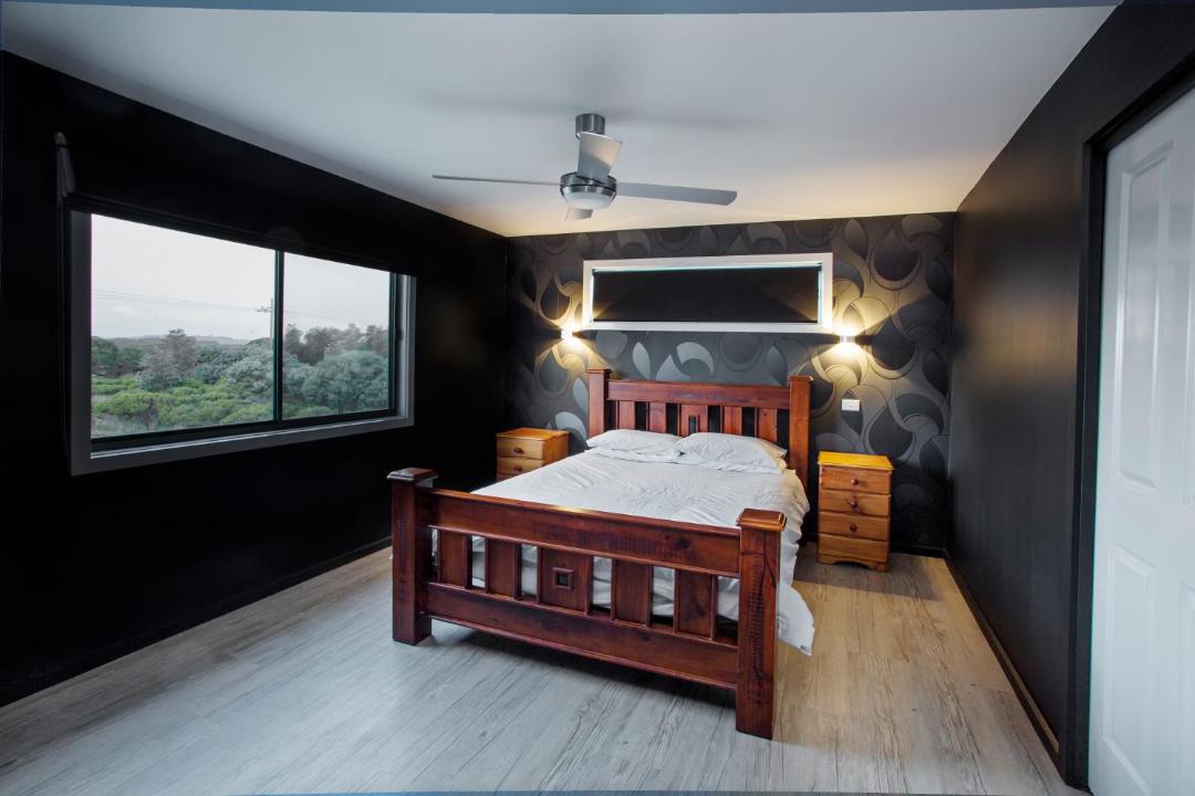 Photo of Bedroom in Surf Beach