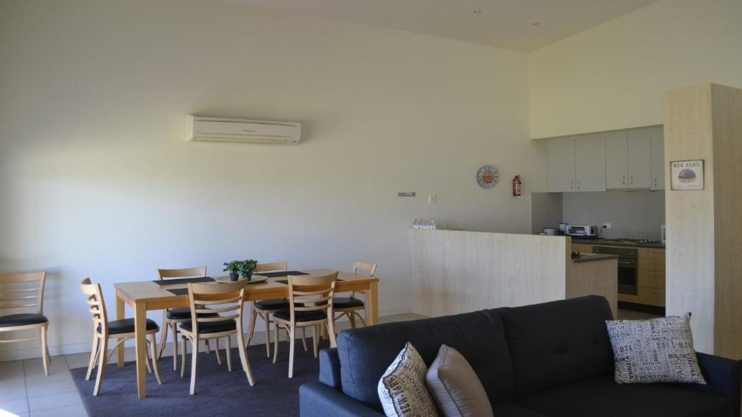 Photo of Livingroom in Yarrawonga