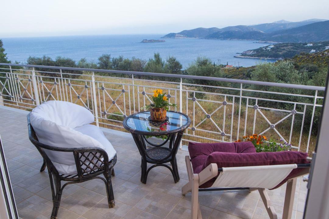 Photo of Patio Balcony in Agii Apostoli
