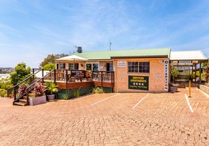 Quality Apartments Banksia Gardens