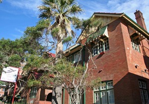 Newcastle Beach YHA
