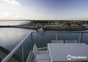 Wallaroo Marina Apartments