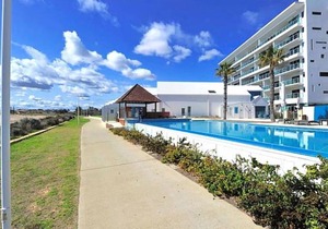 Sea Side 112