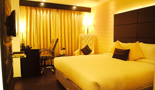 Superior Room, 1 King Bed, Non Smoking