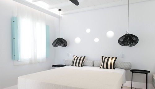 Deluxe Suite with Private Jacuzzi