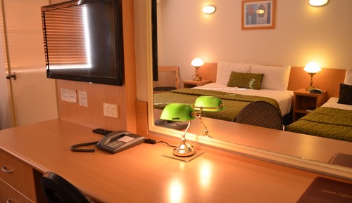 Deluxe Queen Room