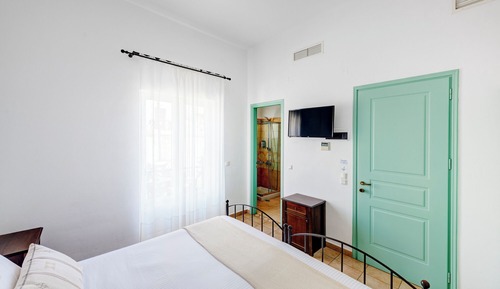 Double or Twin Room, Garden View