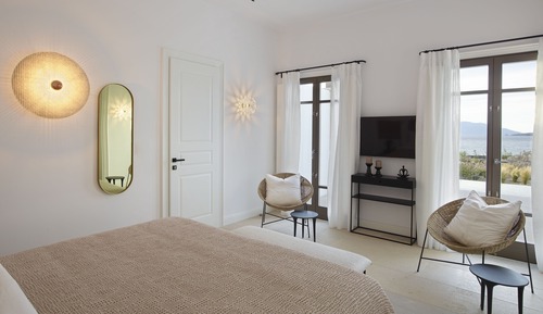 Three Bedroom Villa with Private Heated Pools
