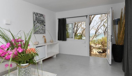 Mobile Suite, Beachfront, 1 bedroom, 1 living room