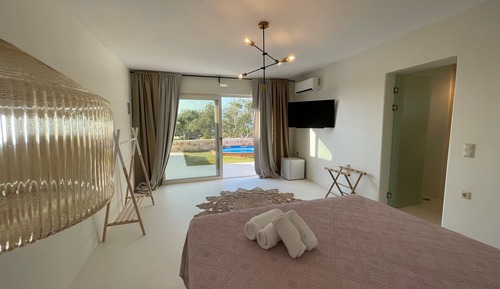 Suite, Private Pool