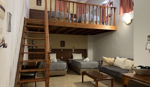 Basic Quadruple Room, Multiple Beds, Non Smoking