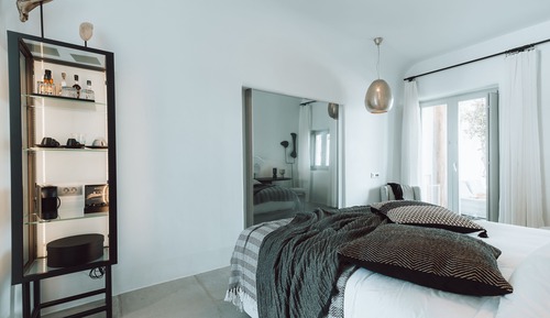 Deluxe Room, 1 King Bed, Beachfront