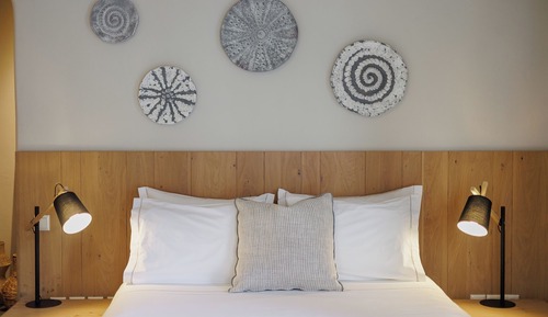  Signature Suite with Panoramic Sea View