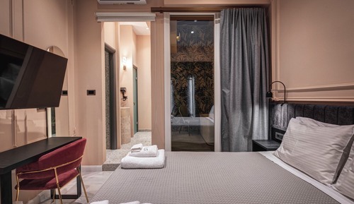 Exclusive Suite