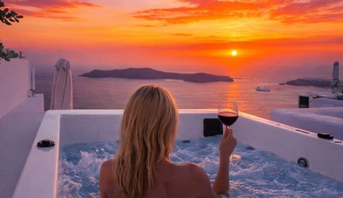 House with Private Jacuzzi and Sunset,Sea View