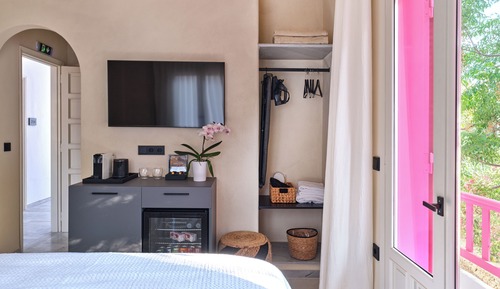 Deluxe Double Room, 1 King Bed, Balcony