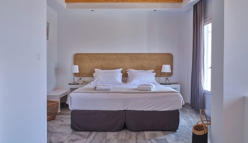 Suite, Sea View