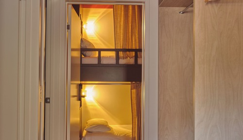 Suite, 2 Bedrooms