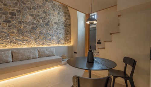 Suite with Hot Tub