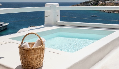 Deep Blu with Private Pool