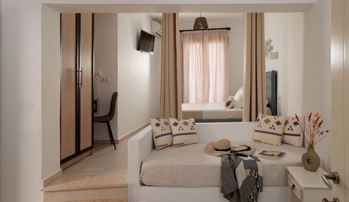 Executive Triple Room