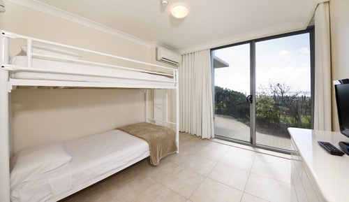 Superior Apartment, 2 Bedrooms, Non Smoking, Kitchen (OCEAN FRONT GROUND - 3N)