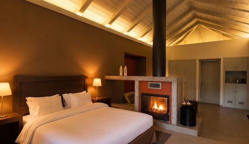 Mountain Villa with Fireplace