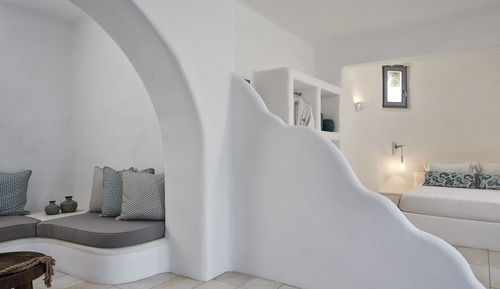 White Votsalo Studio (Semi - Based  with Indoor Garden)